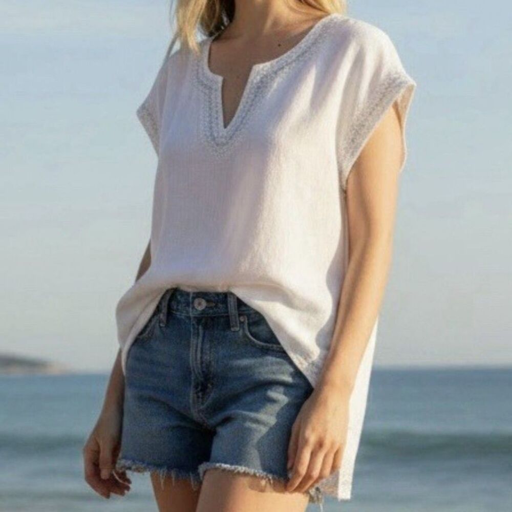 ST. TROPEZ WEST 100% Linen Embroidered Tunic Blouse White Silver Boho M